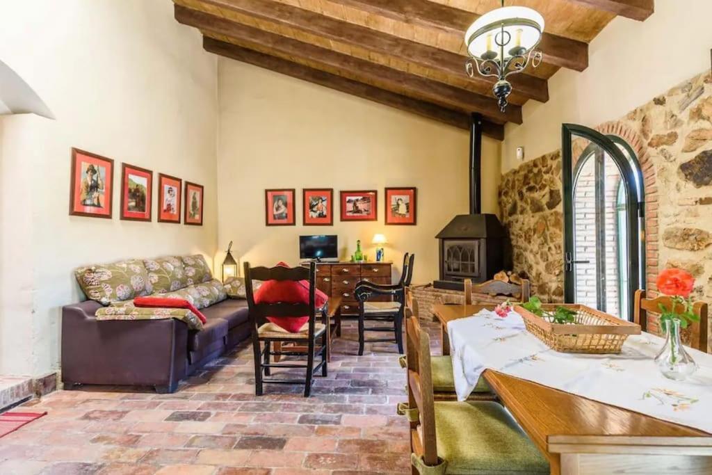 Villa Casa Cortijo En Dehesa Sierra Leon La Puebla de los Infantes Esterno foto