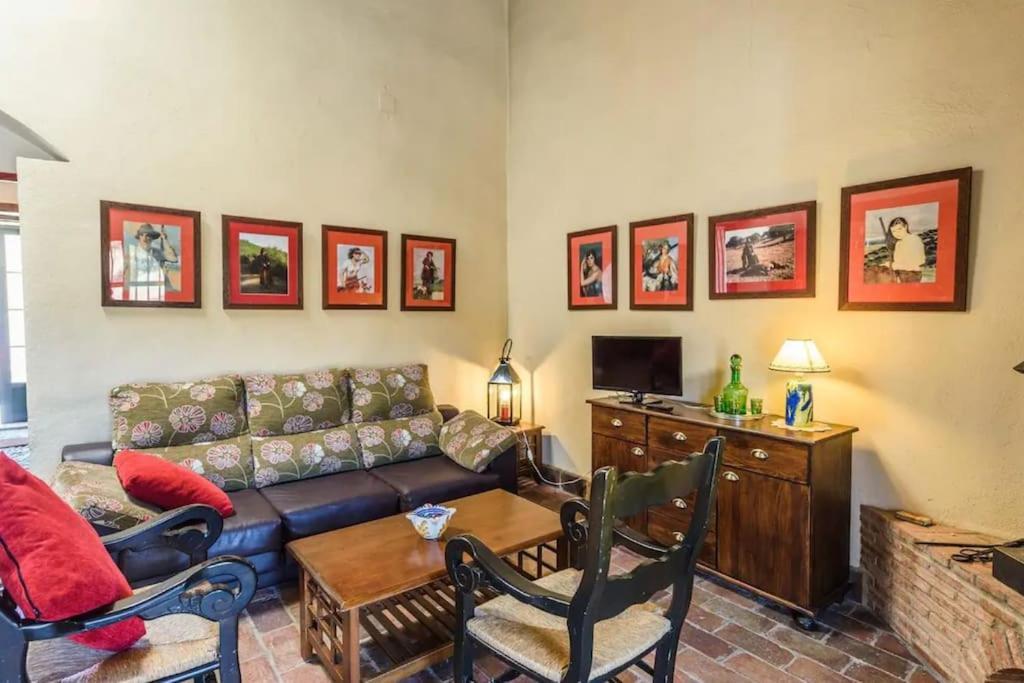 Villa Casa Cortijo En Dehesa Sierra Leon La Puebla de los Infantes Esterno foto